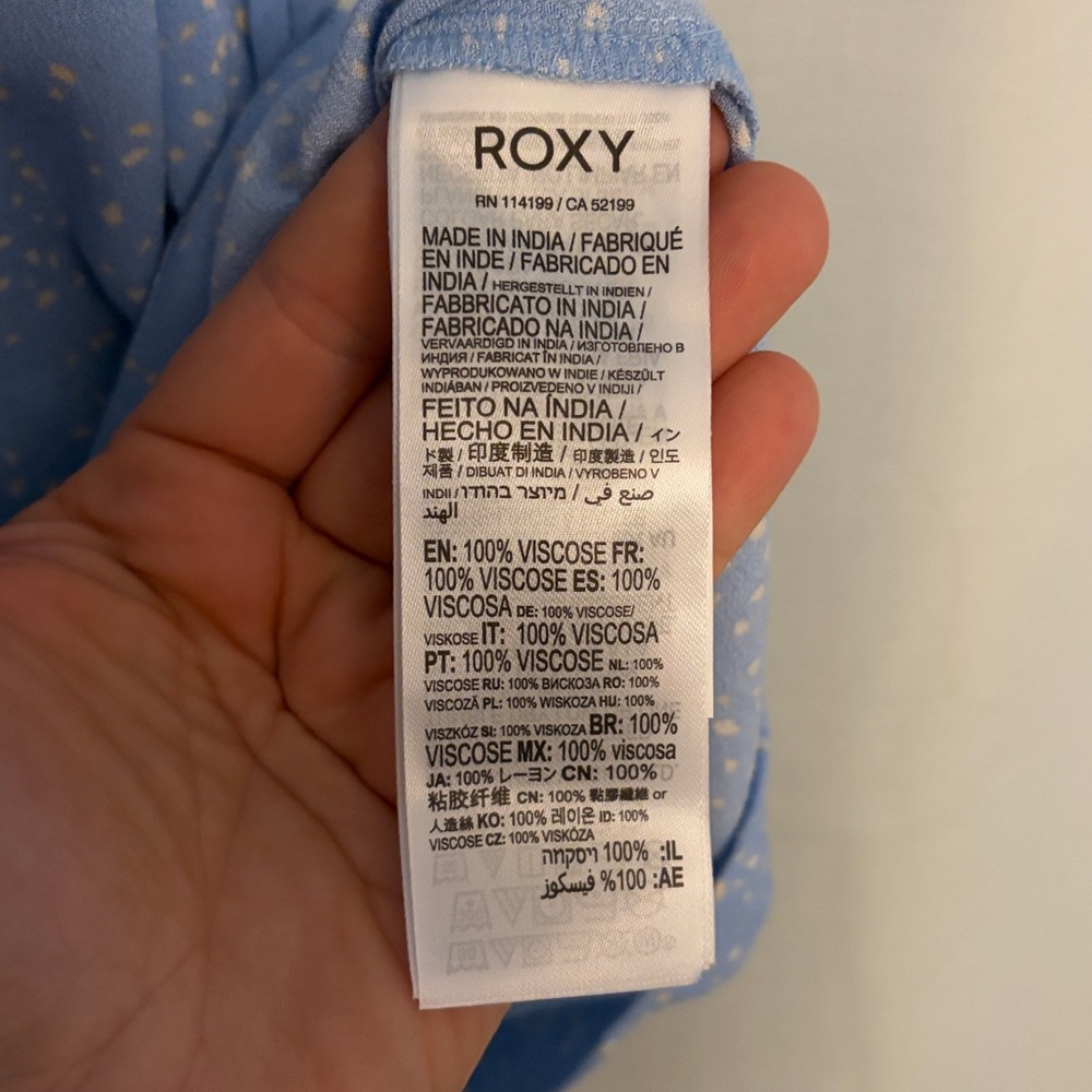 3 for $25! NWT Roxy Light Blue and White Patterned Mini Y2K Dress, size L - Picture 6 of 9